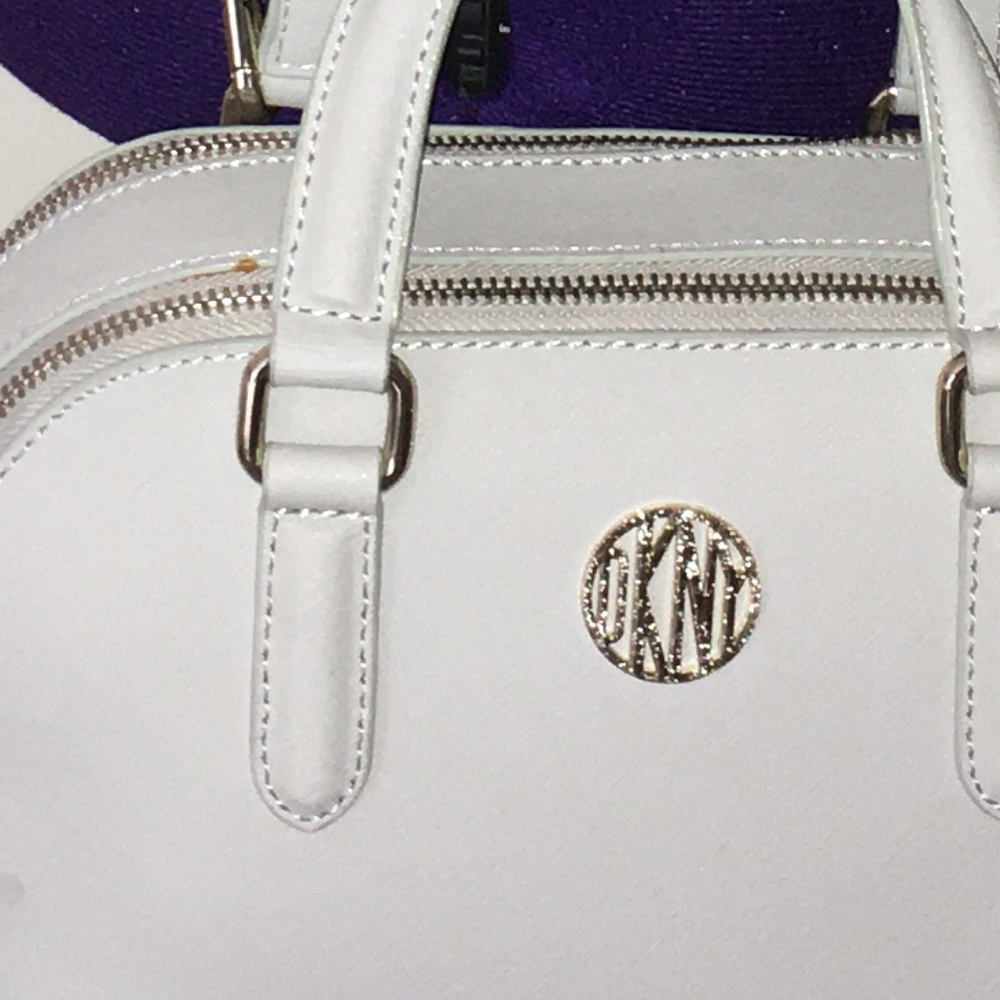 DKNY Light Gray Double Zip Crossbody Handbag NWT - Picture 4 of 15